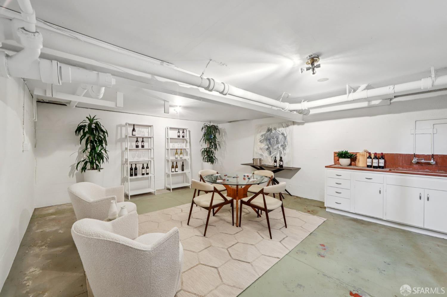 255 Crestlake Drive