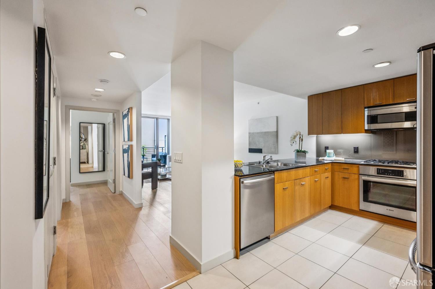 355 1st Street # 410