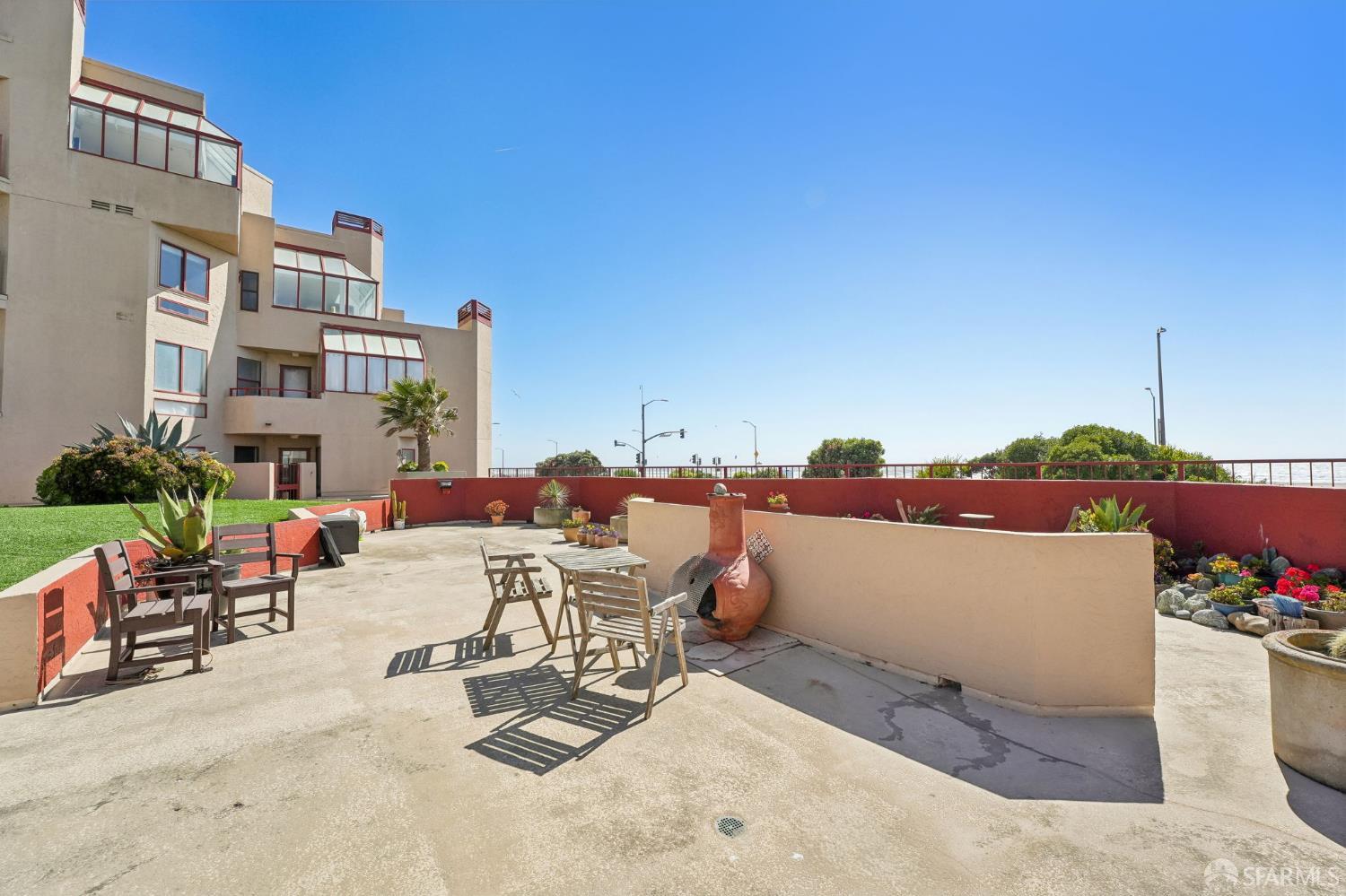 875 La Playa Street # 271