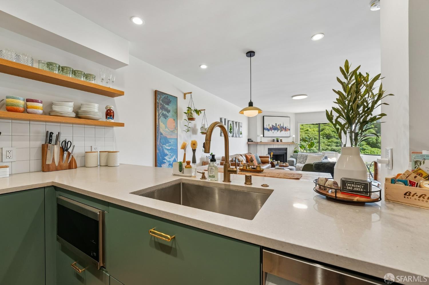 875 La Playa Street # 271