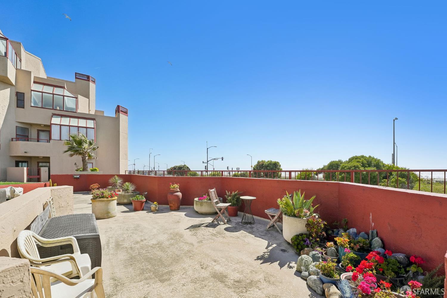 875 La Playa Street # 271