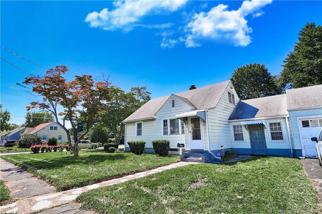 472 Circular Avenue