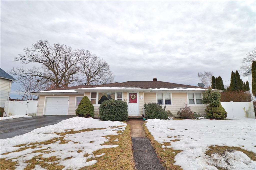 61 Anderson Avenue