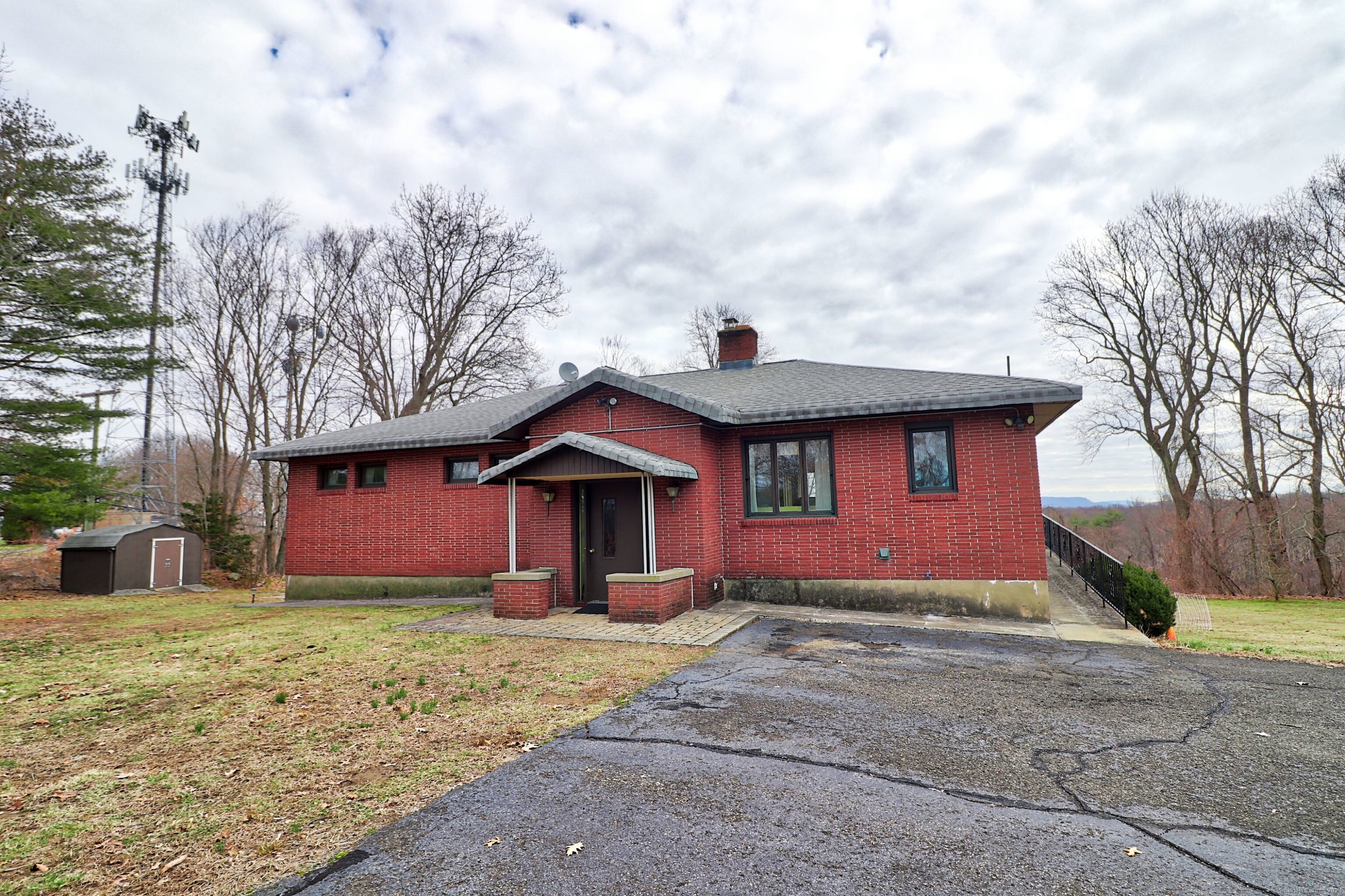 1860 Meriden Road