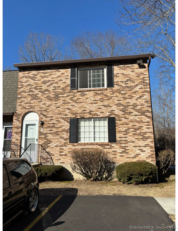 68 Sharon Road APT 9