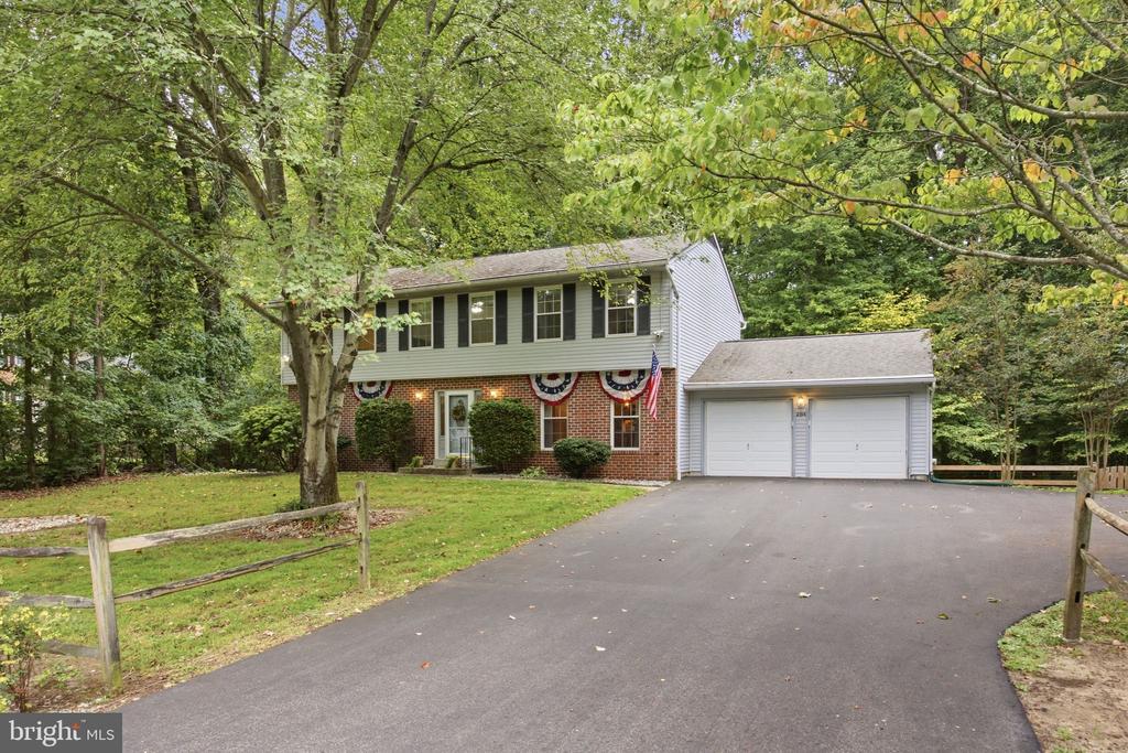 284 SOUTHLAND COURT