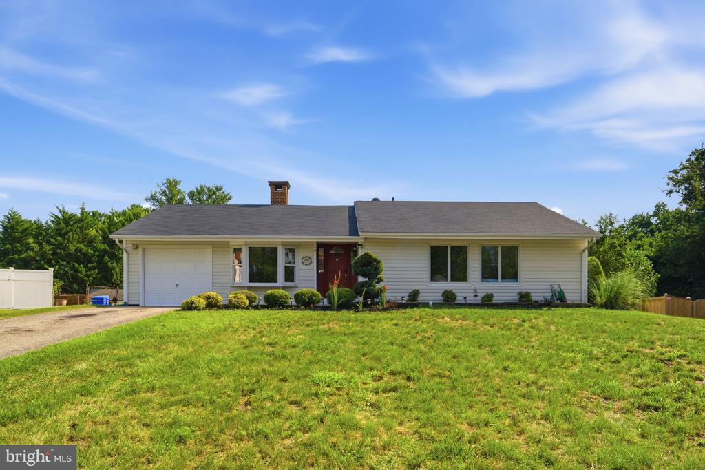 2903 NEEDLEWOOD LANE