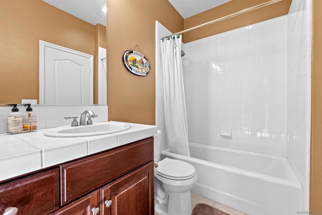 2157 Hidden Springs Dr