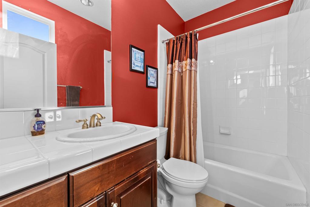 2157 Hidden Springs Dr