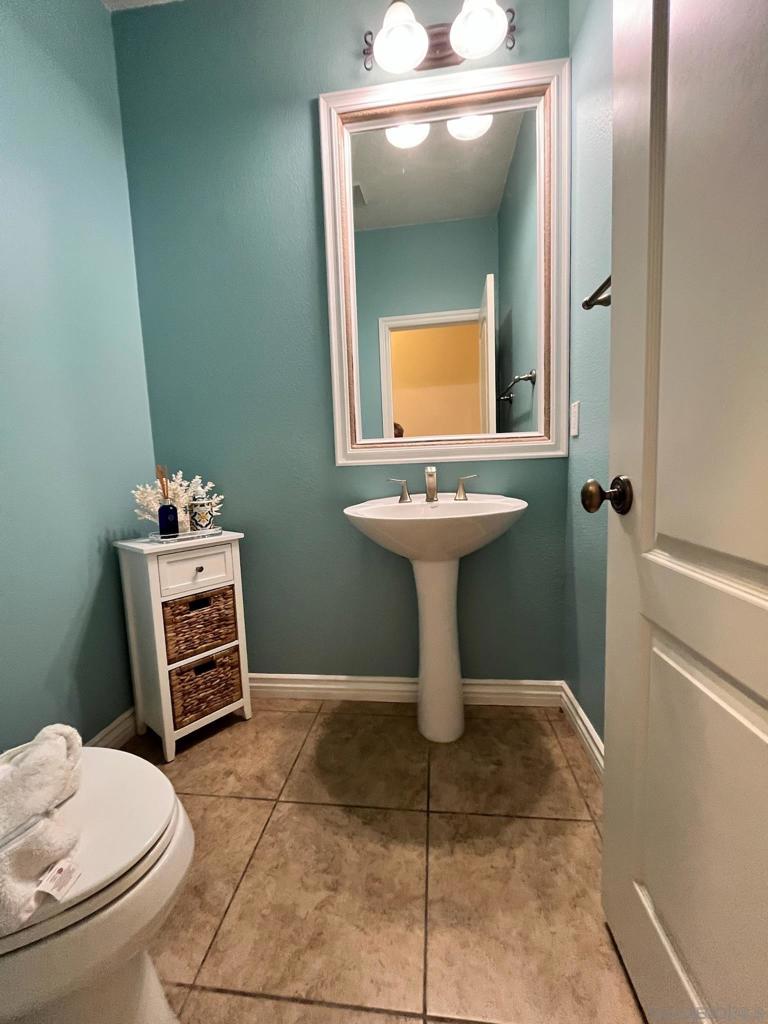 2088 Hidden Springs Ct