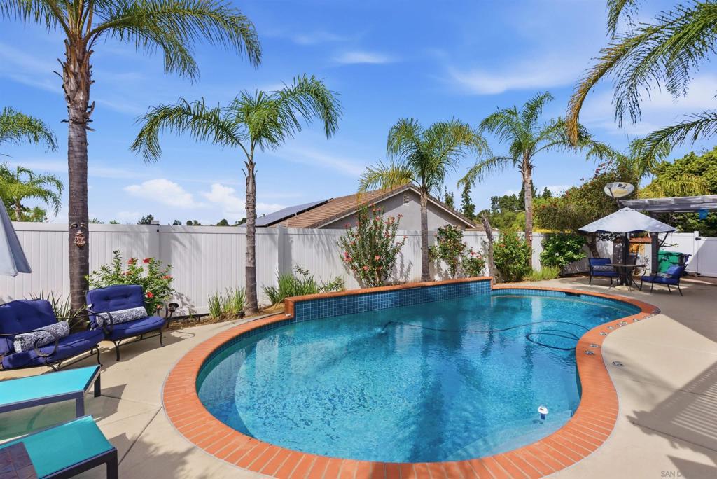 2142 Hidden Mesa Rd