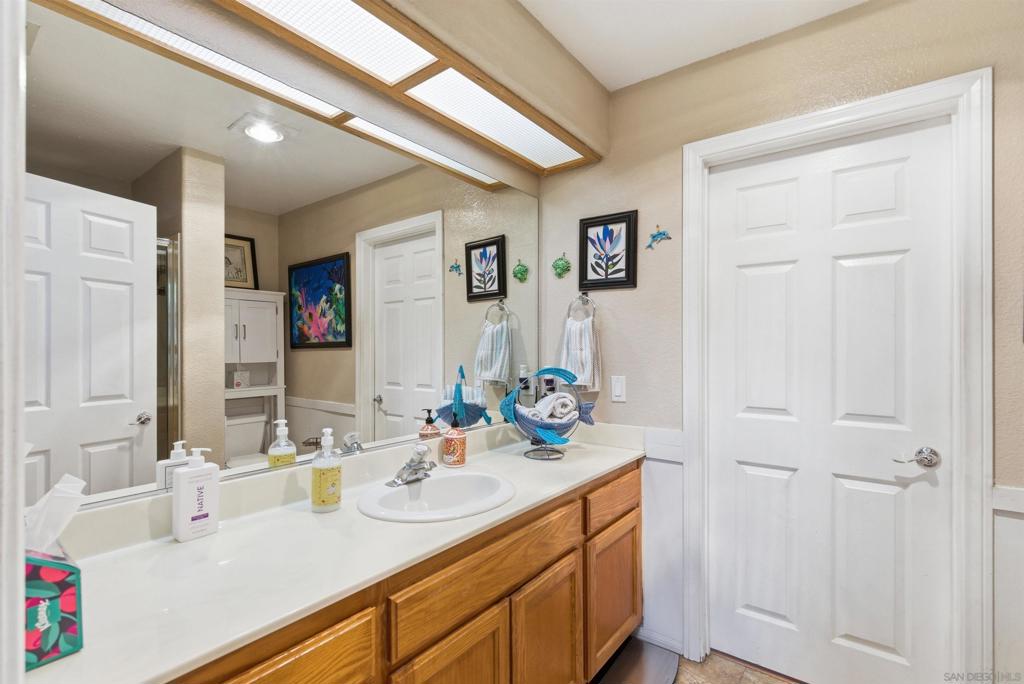 2142 Hidden Mesa Rd