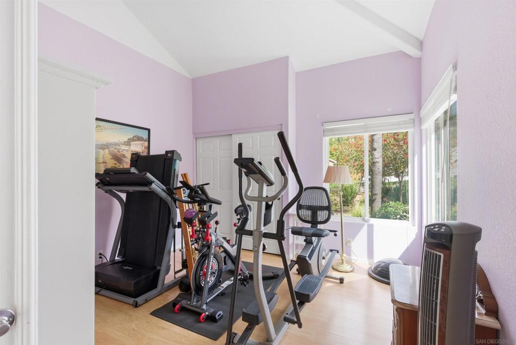 2142 Hidden Mesa Rd