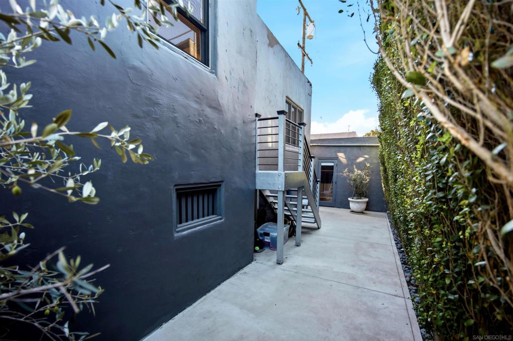 3719 Kite Street