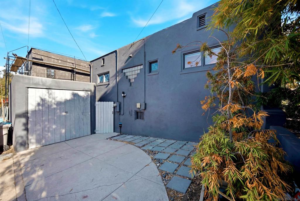 3719 Kite Street