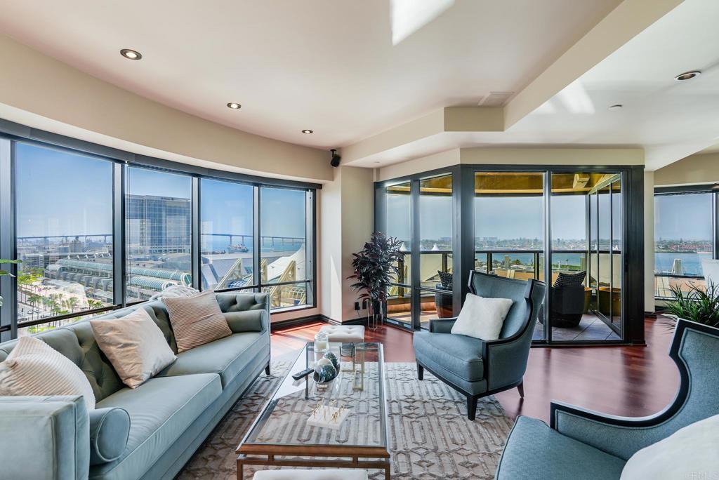 200 Harbor Dr 1502