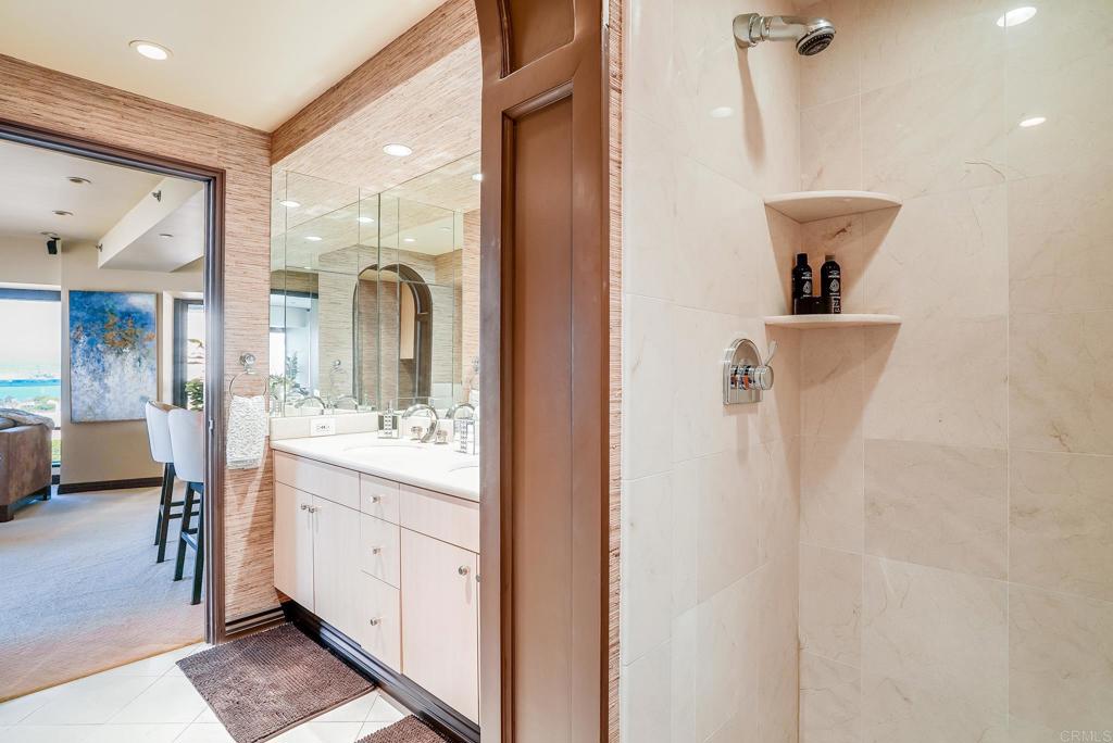 200 Harbor Dr 1502