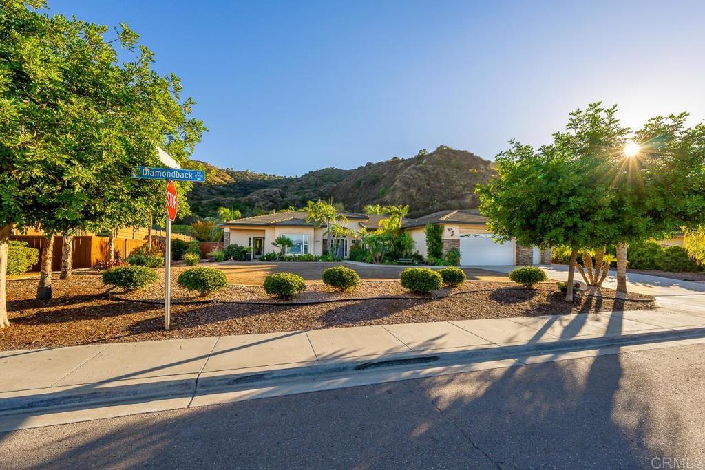 8891 Diamondback Dr