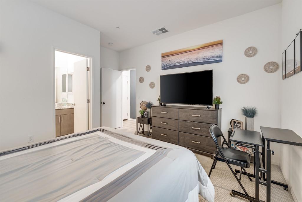 5261 Beachfront Cove Street 174