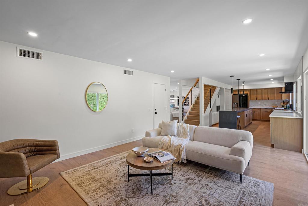 4687 Murat Ct