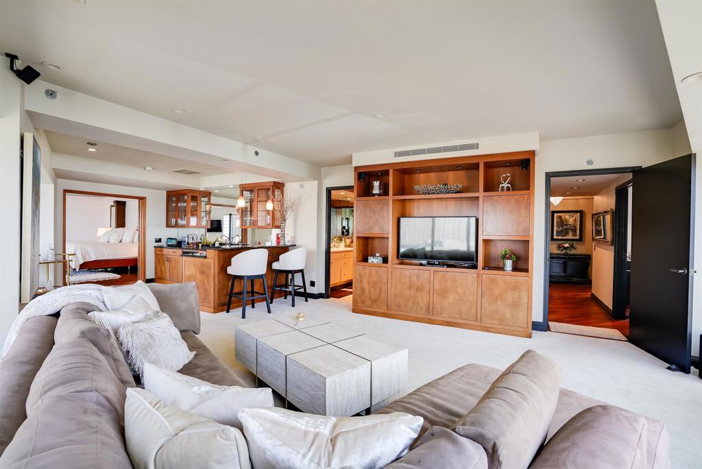 200 Harbor Drive 1502