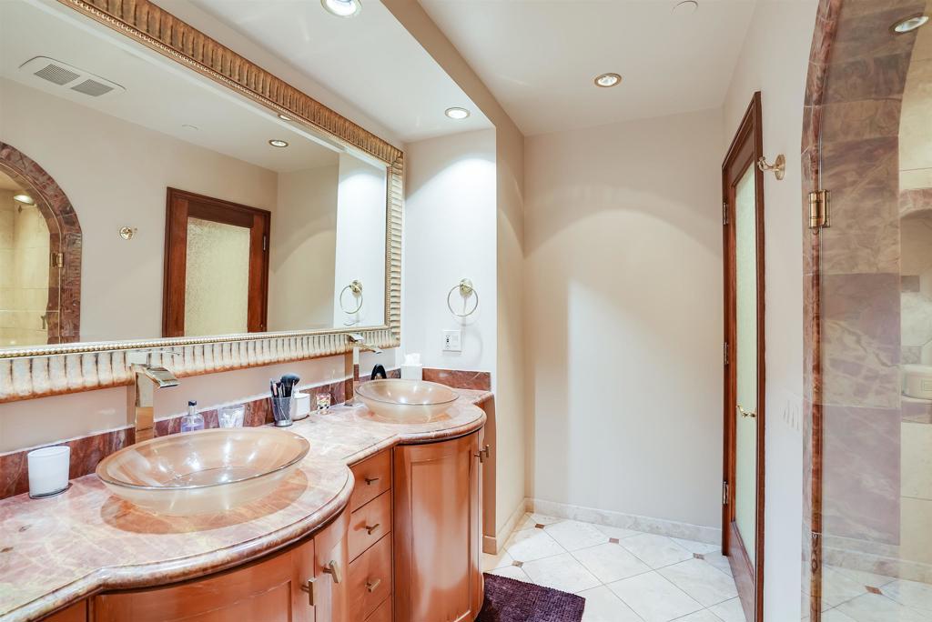 200 Harbor Drive 1502