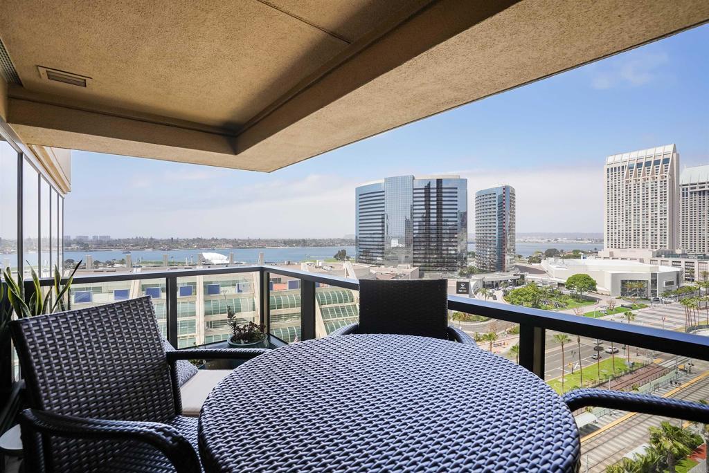 200 Harbor Drive 1502