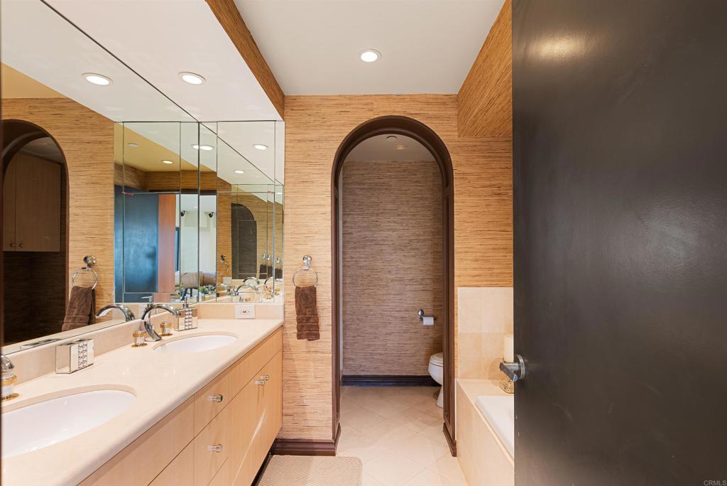 200 Harbor Dr 1502