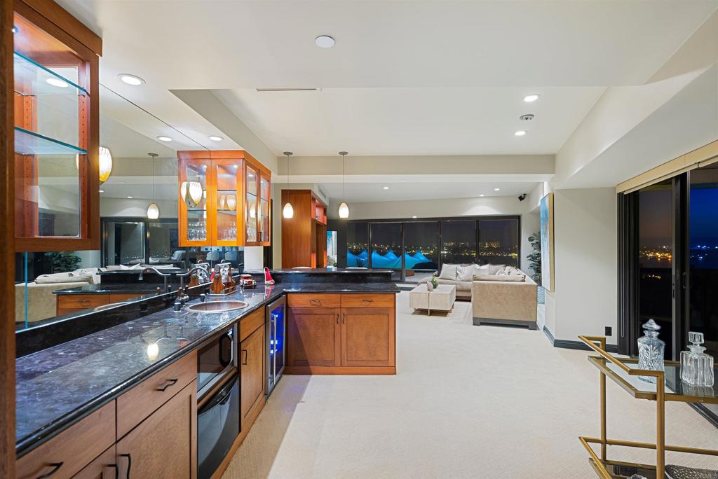 200 Harbor Dr 1502