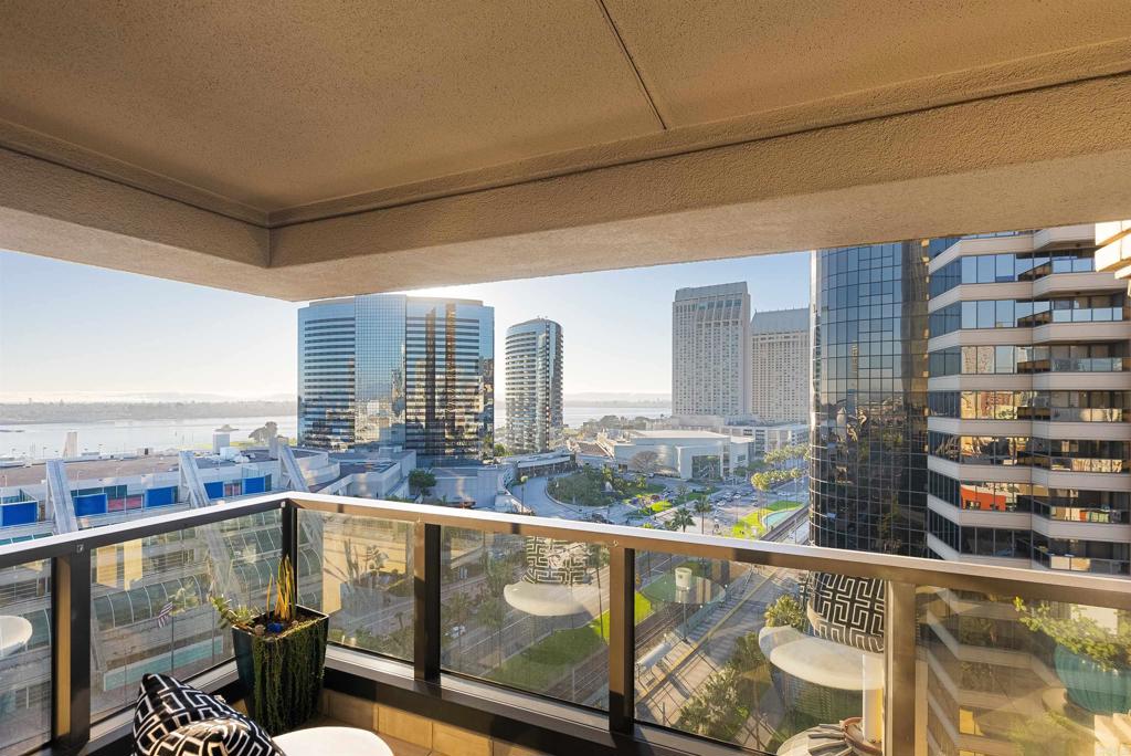 200 Harbor Dr 1502