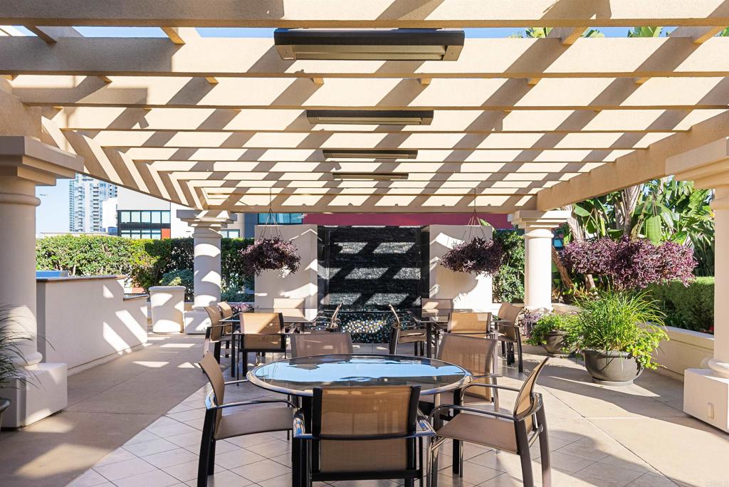 200 Harbor Dr 1502