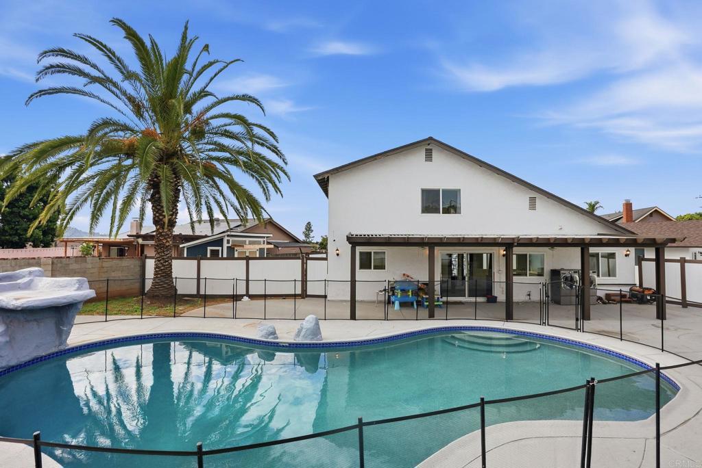 1668 1672 Spanish Oak Pl