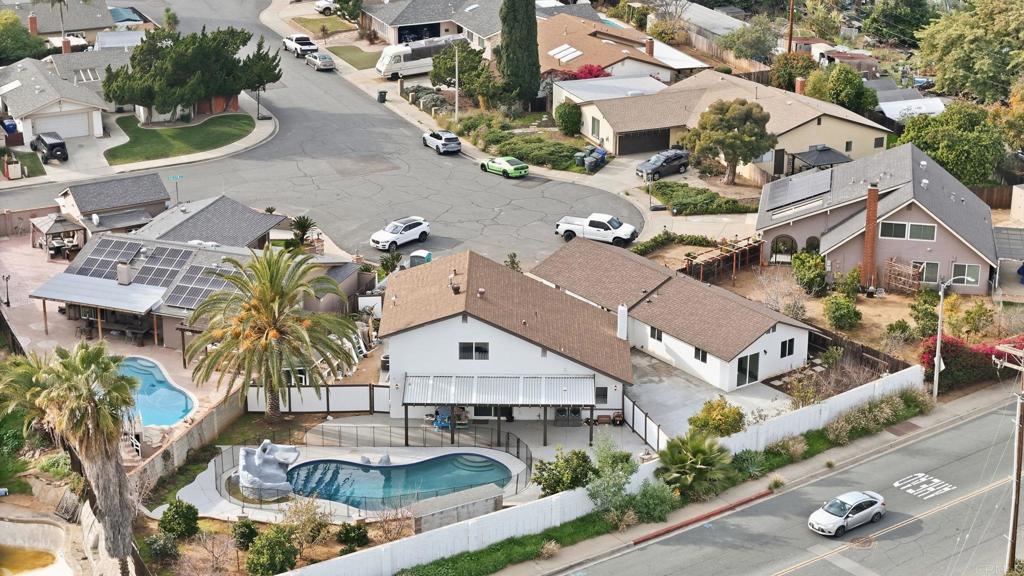 1668 1672 Spanish Oak Pl