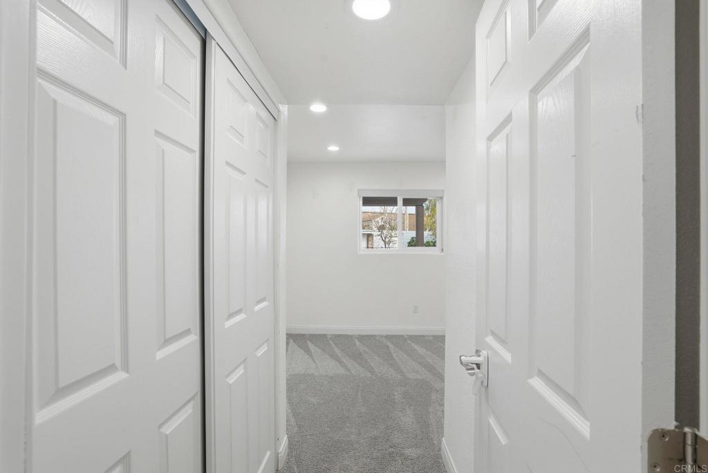 1668 1672 Spanish Oak Pl