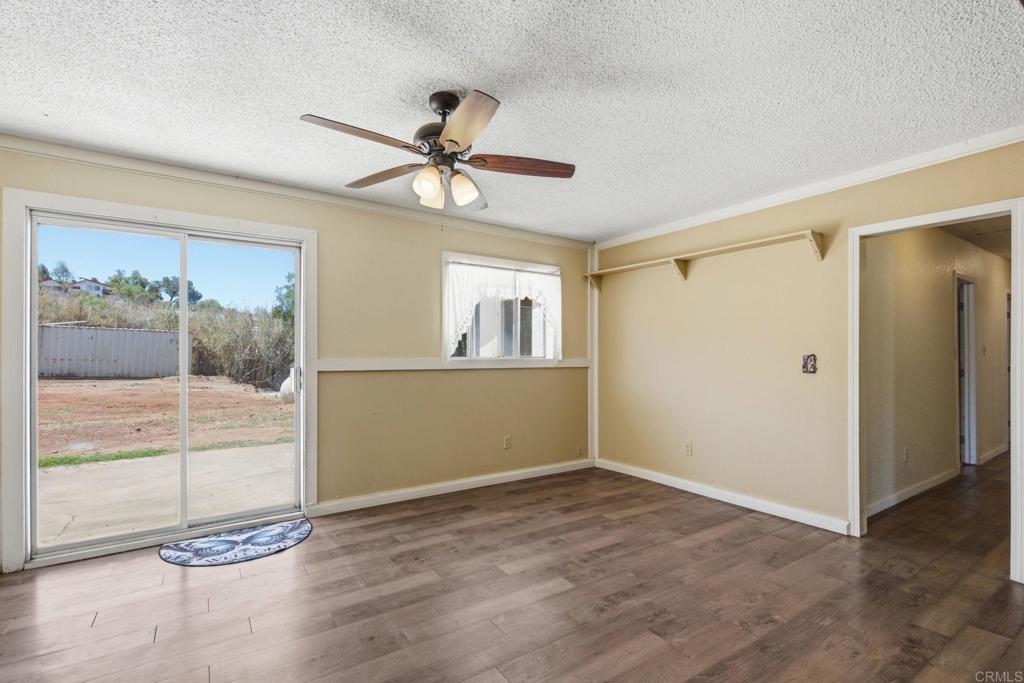 14037 Proctor Valley Rd