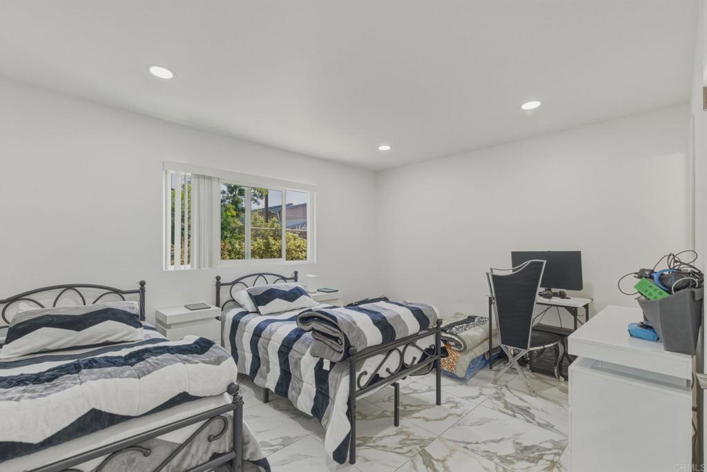 505 E Madison Ave