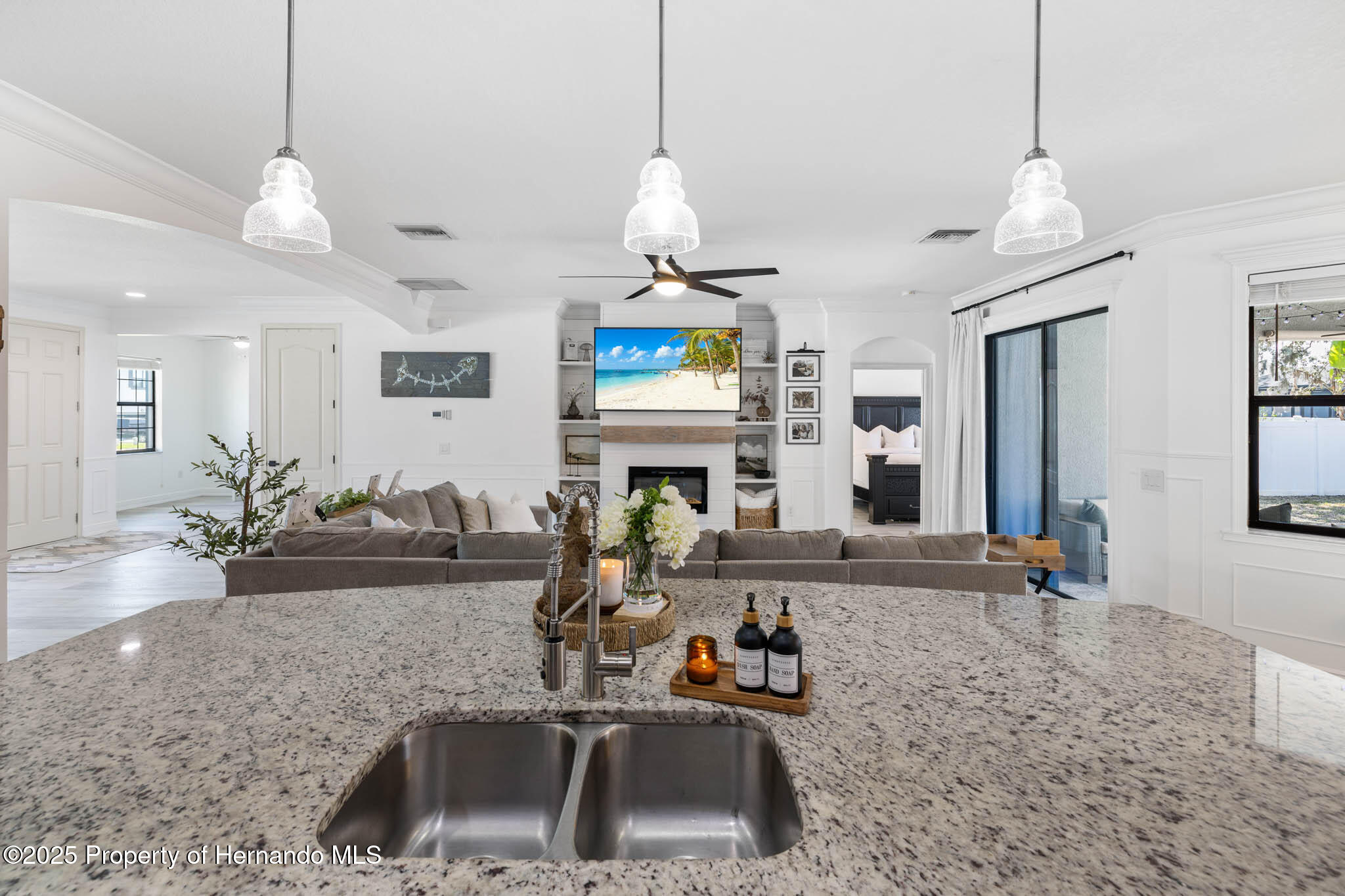 595 Tierra Drive