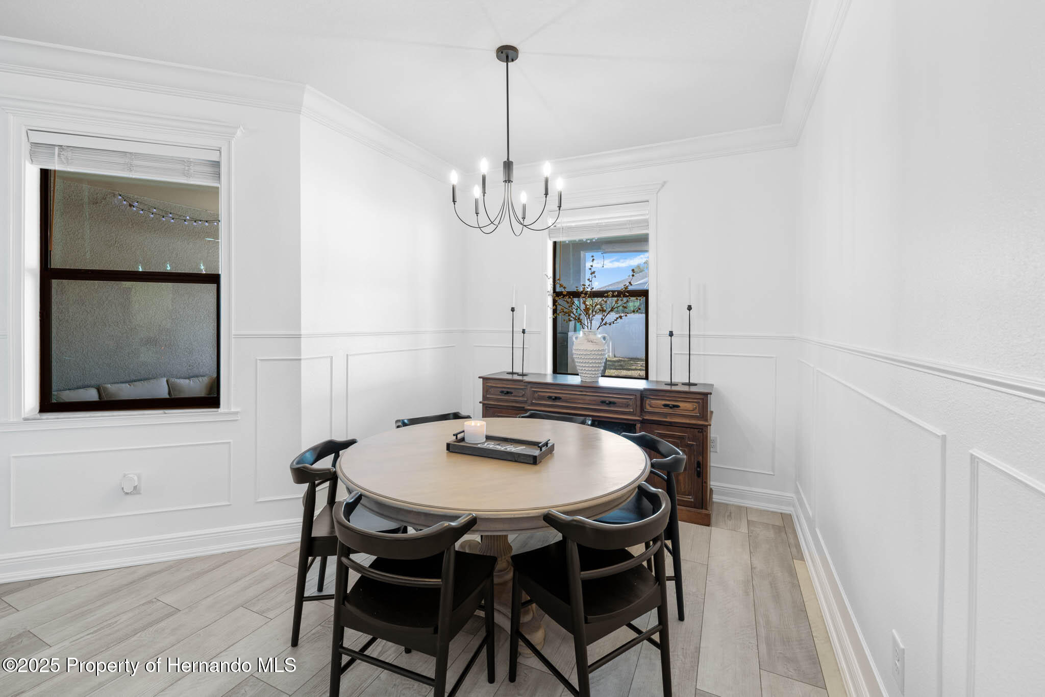 595 Tierra Drive