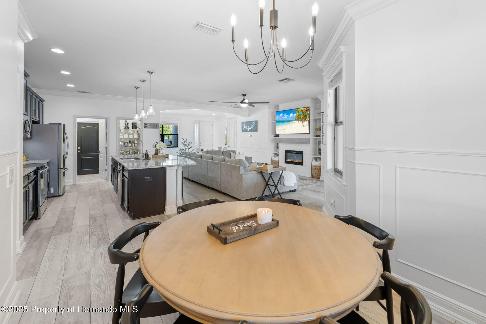 595 Tierra Drive