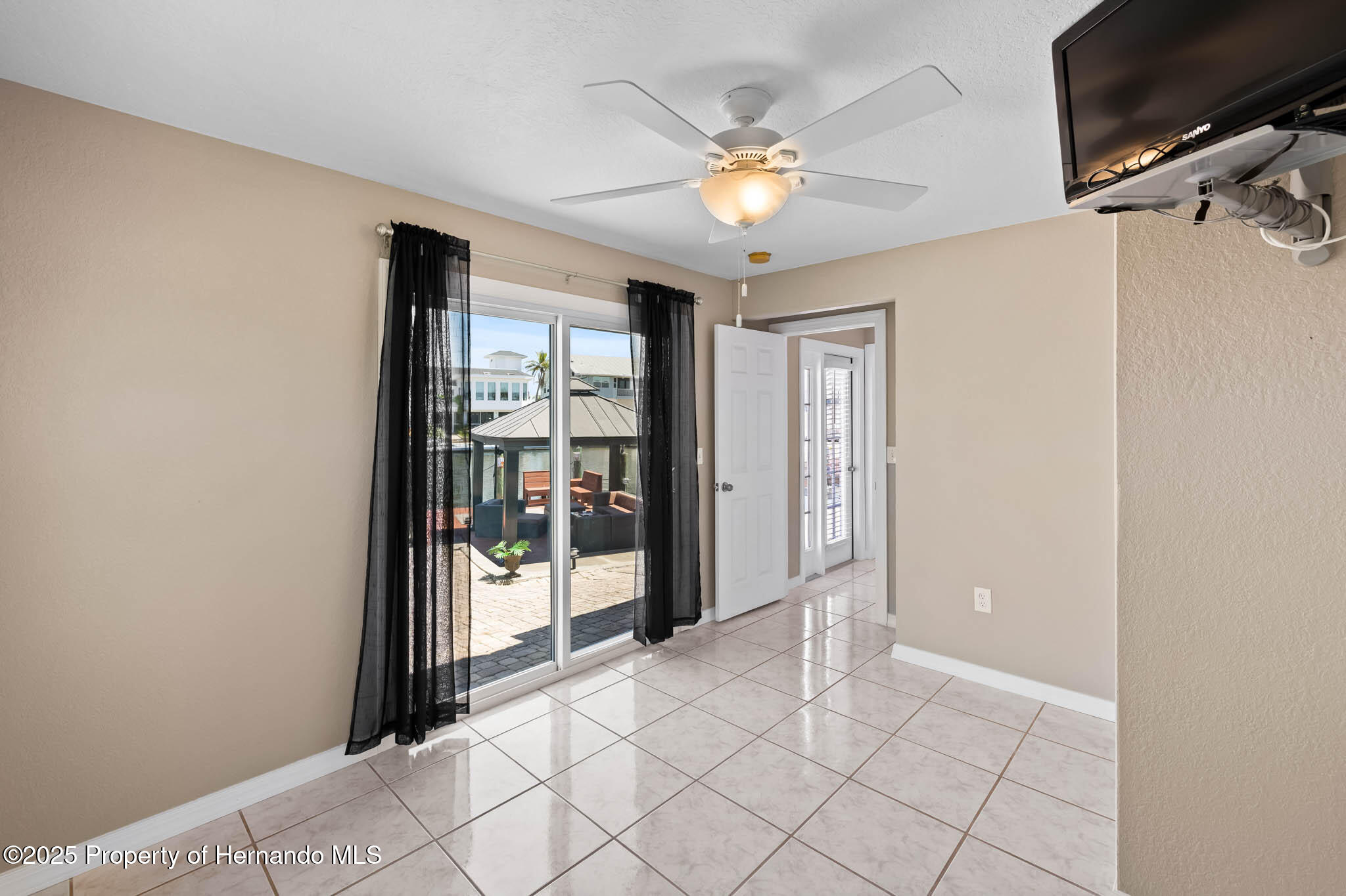 3085 Bayfront Circle