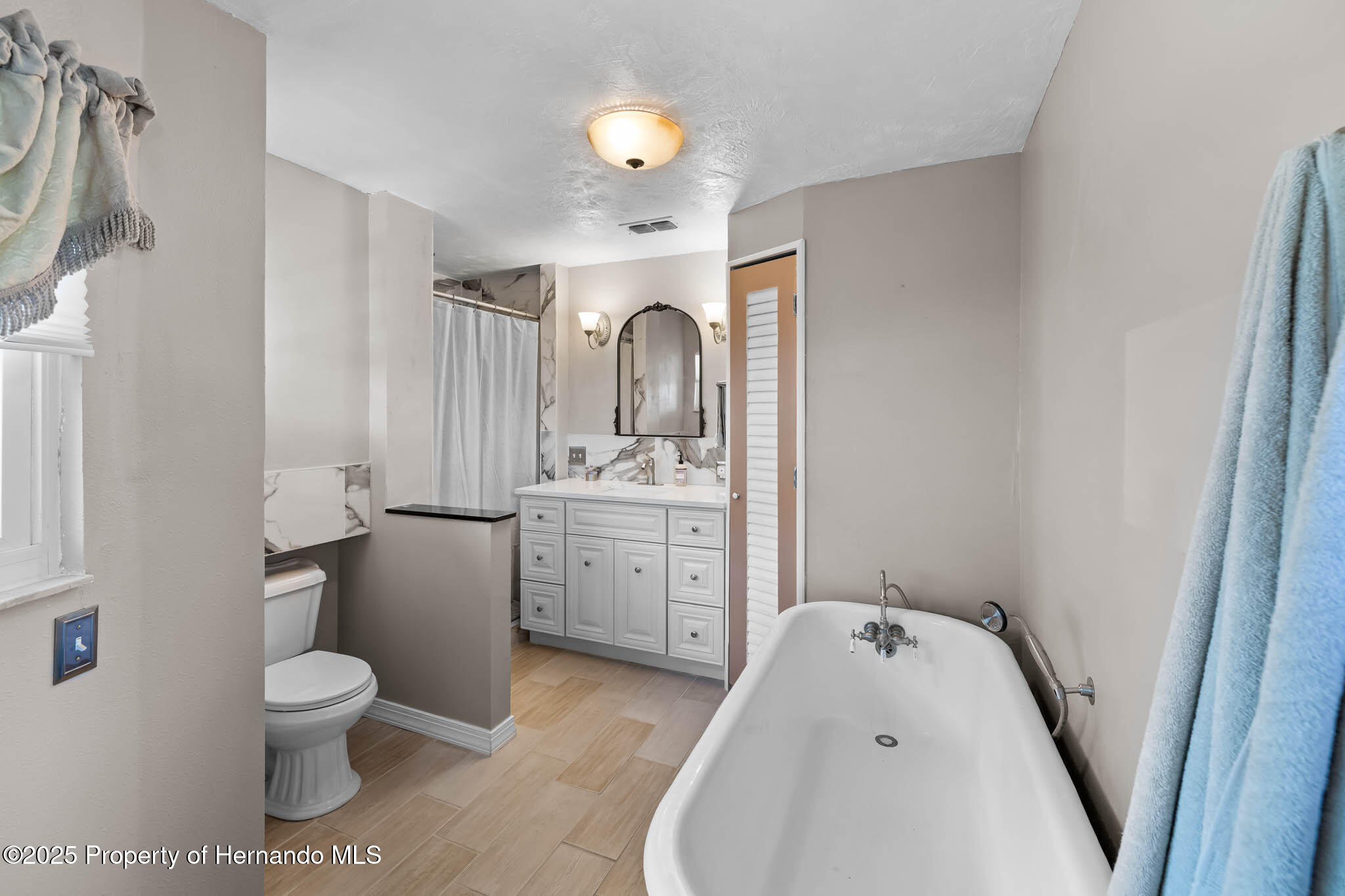 3085 Bayfront Circle