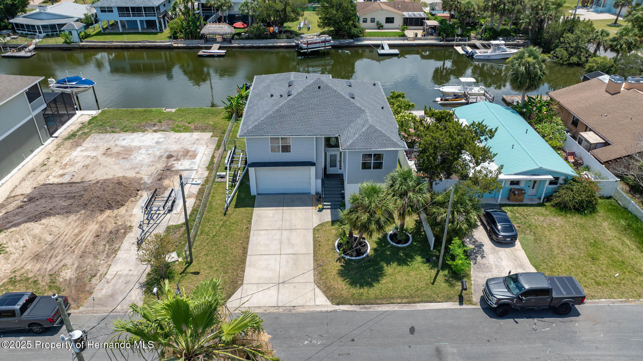 4464 Neptune Drive
