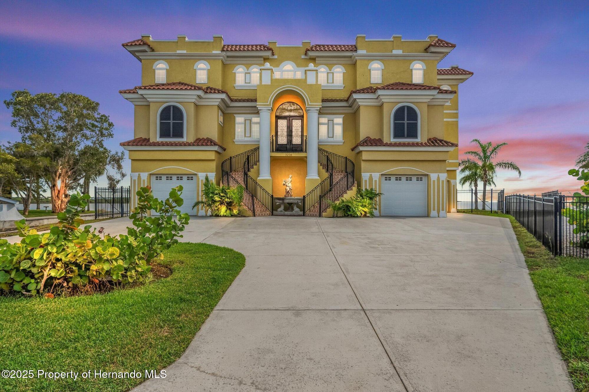 3236 Gulf Winds Circle