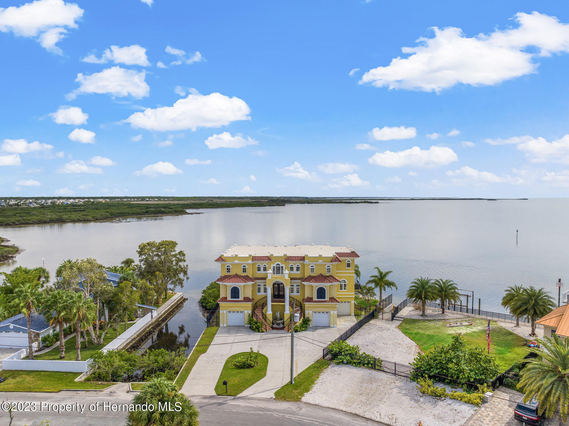 3236 Gulf Winds Circle