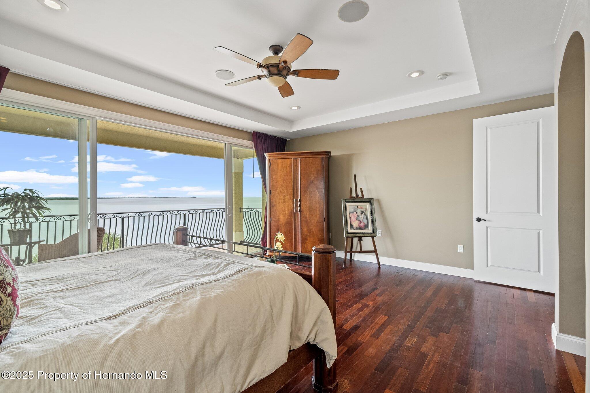 3236 Gulf Winds Circle