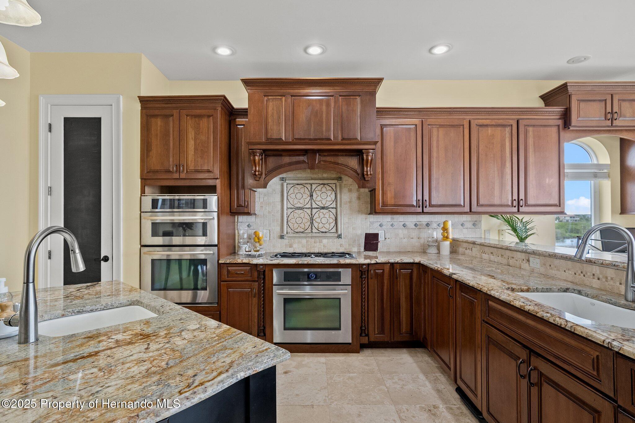 3236 Gulf Winds Circle