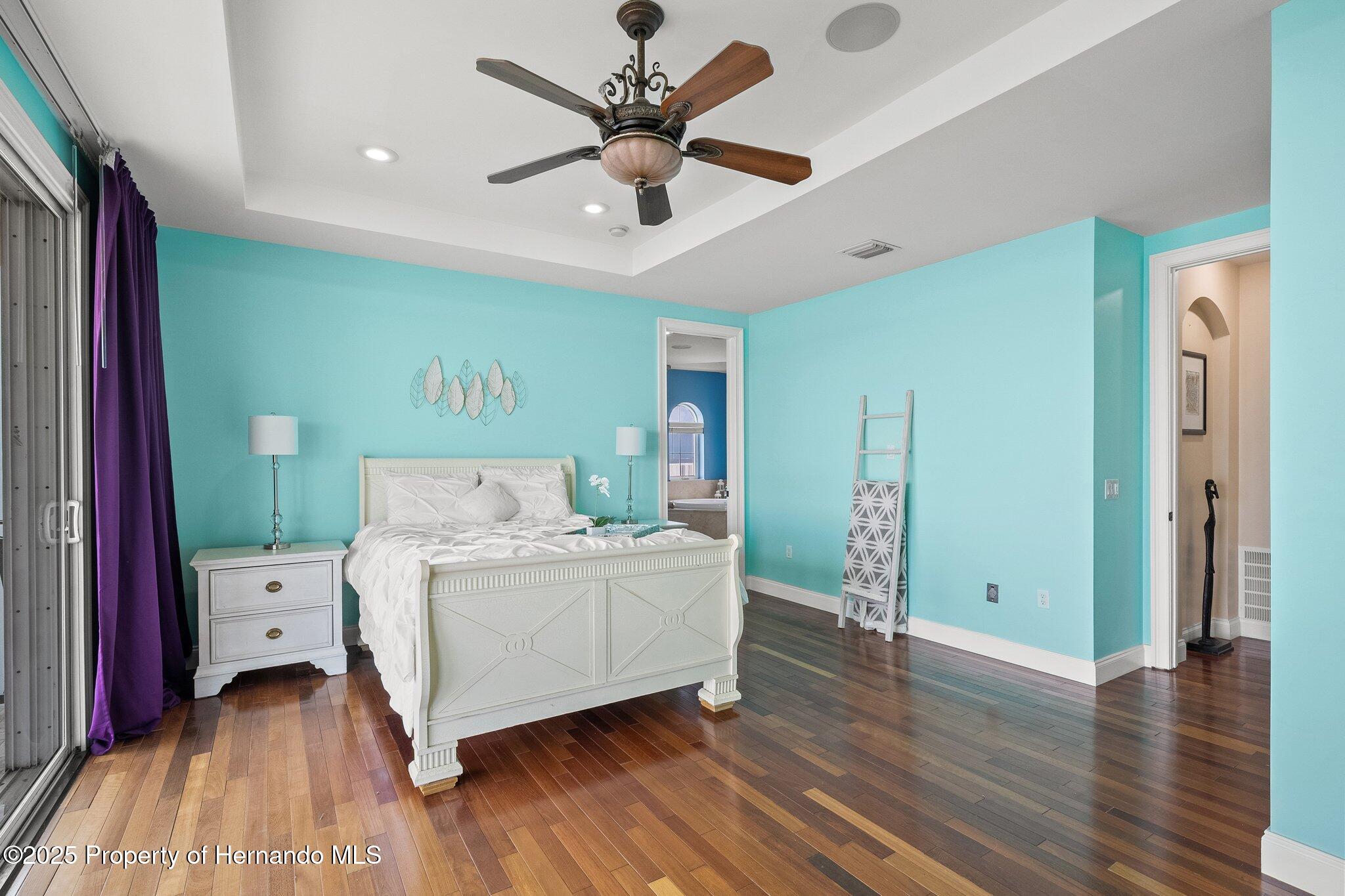 3236 Gulf Winds Circle