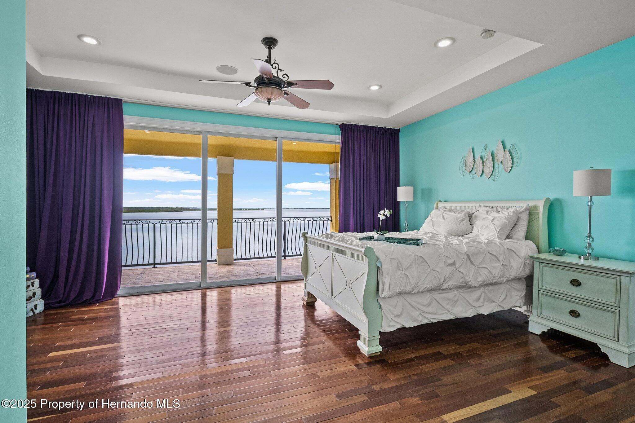 3236 Gulf Winds Circle