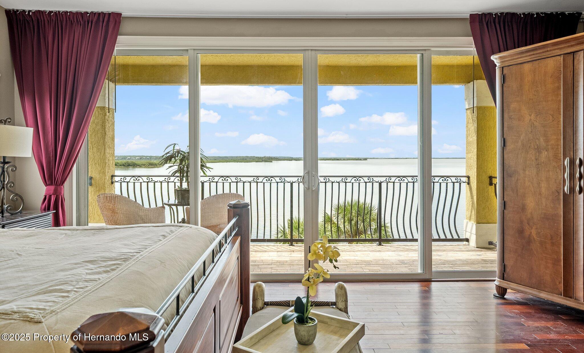 3236 Gulf Winds Circle