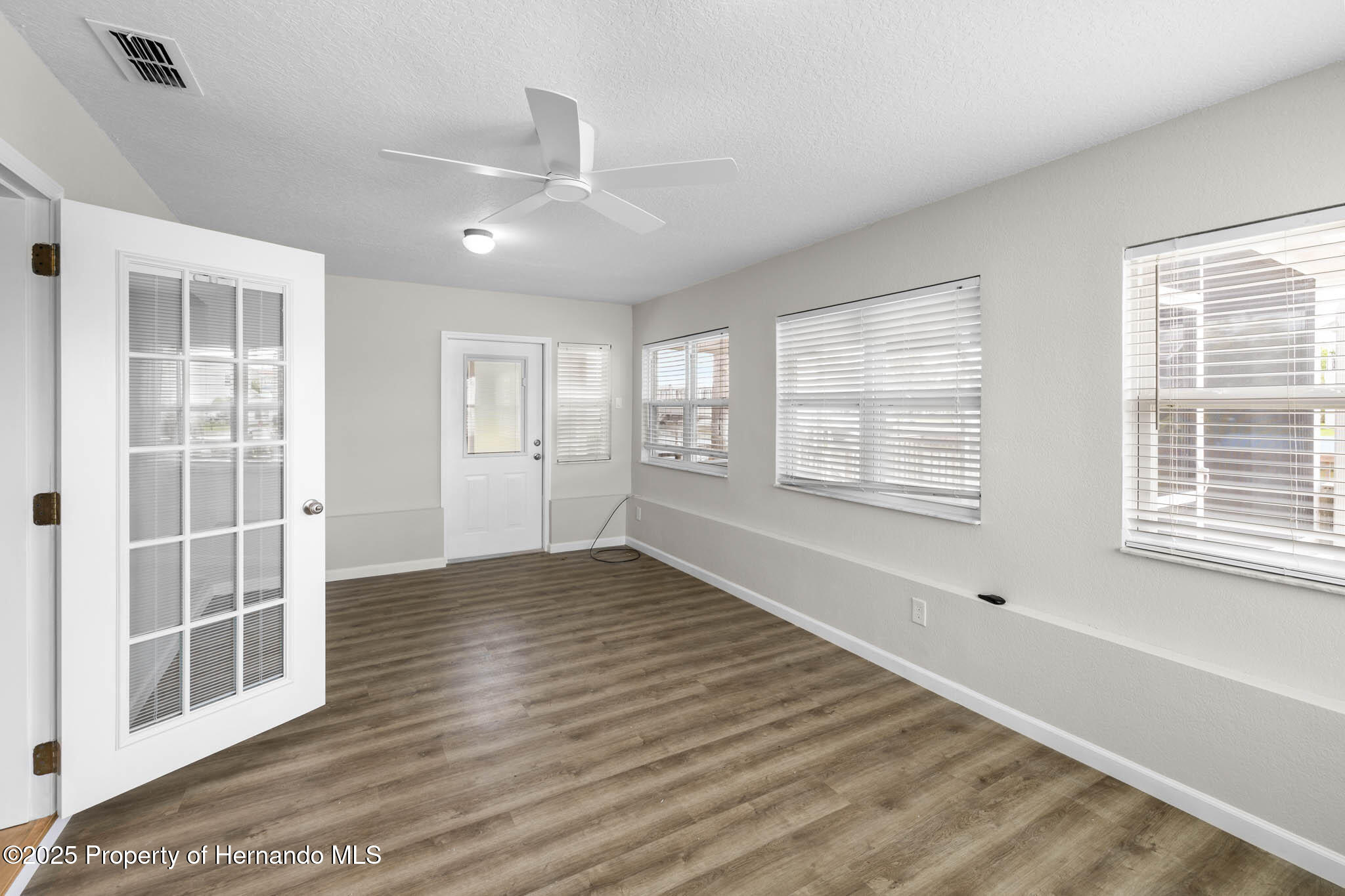 4299 Bellaire Drive